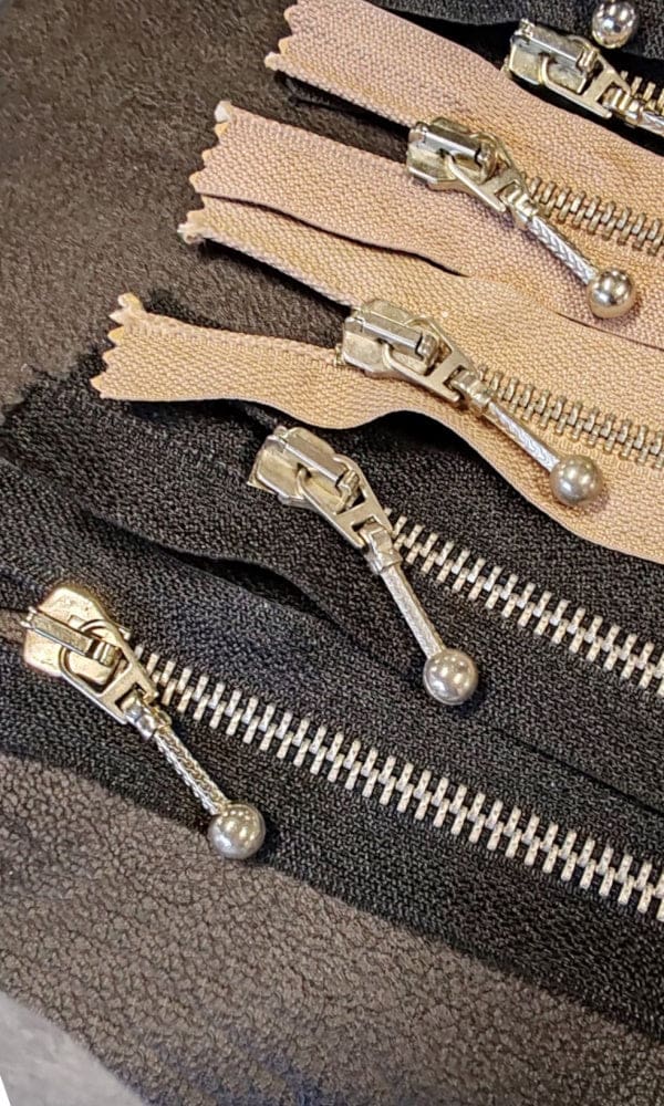 Metalliavoketju Ketunhäntä -vetimellä 45 cm BEIGE